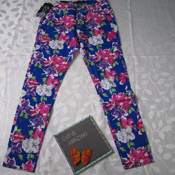 Floral Jeans - Picture 1 of 6